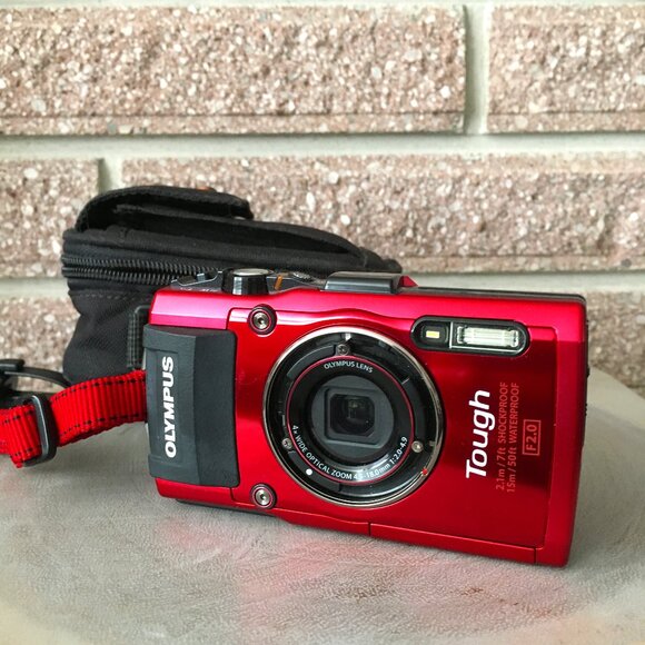 Olympus Stylus Tough TG-3 16MP Compact Waterproof Camera In Red + More - Picture 1 of 13